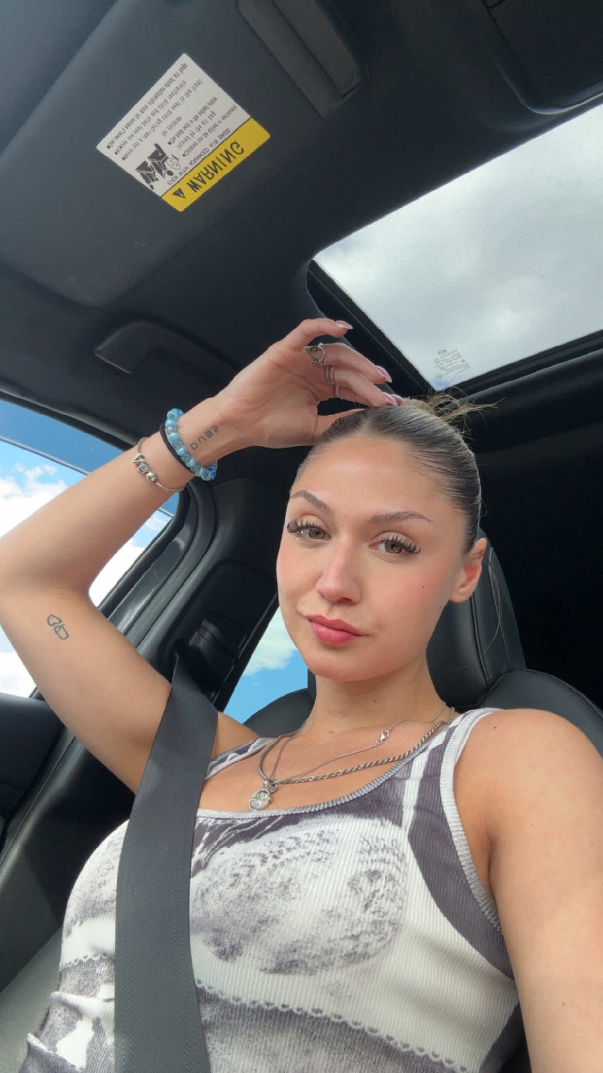 @whoisvulpiix