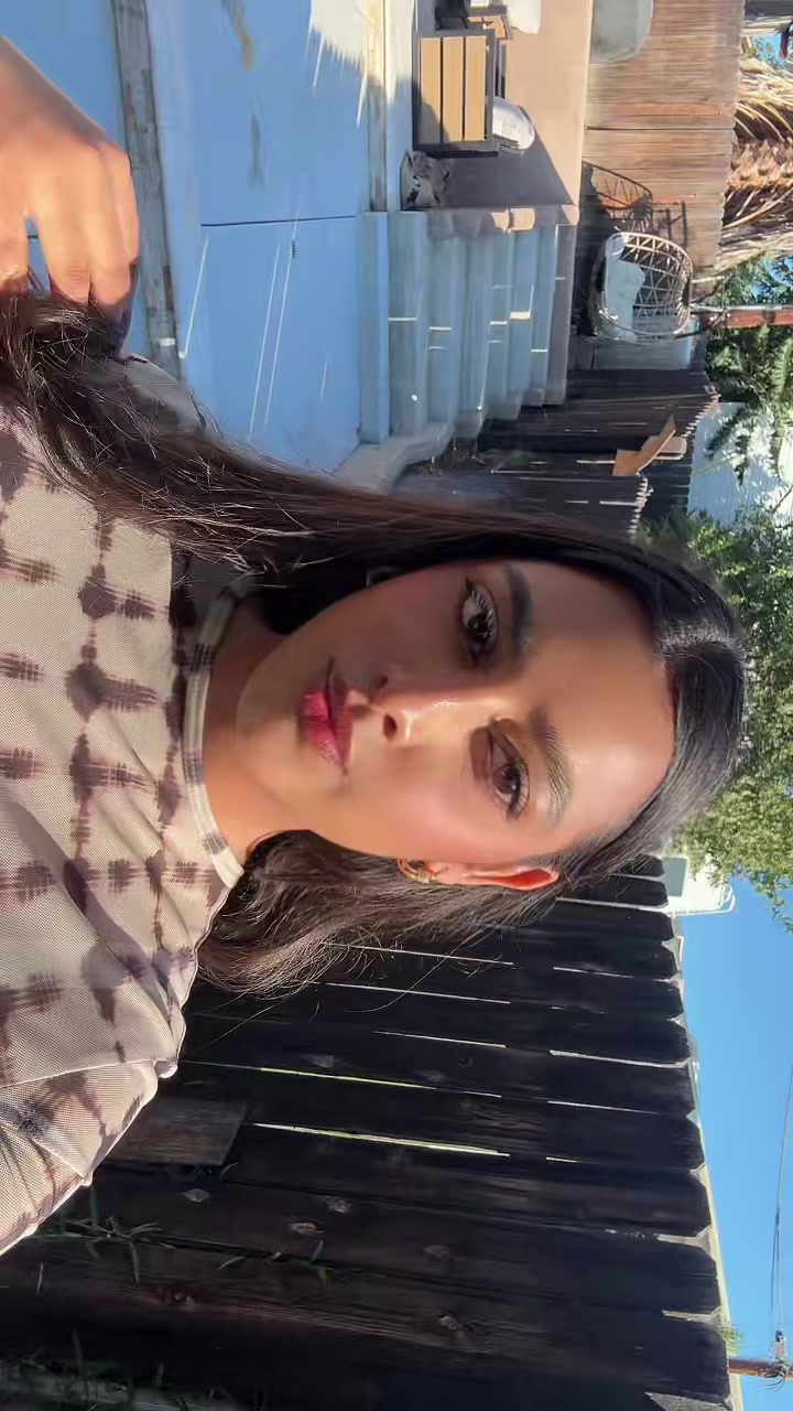 @Komal_K