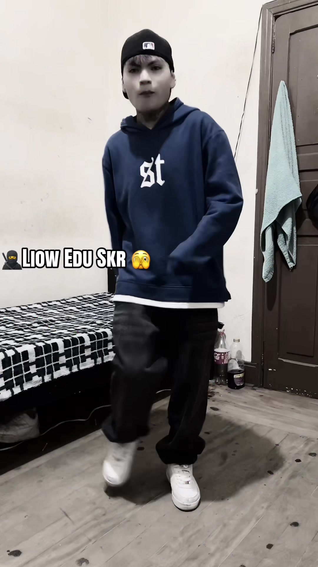 @🥷…L..E…I…L…👹
