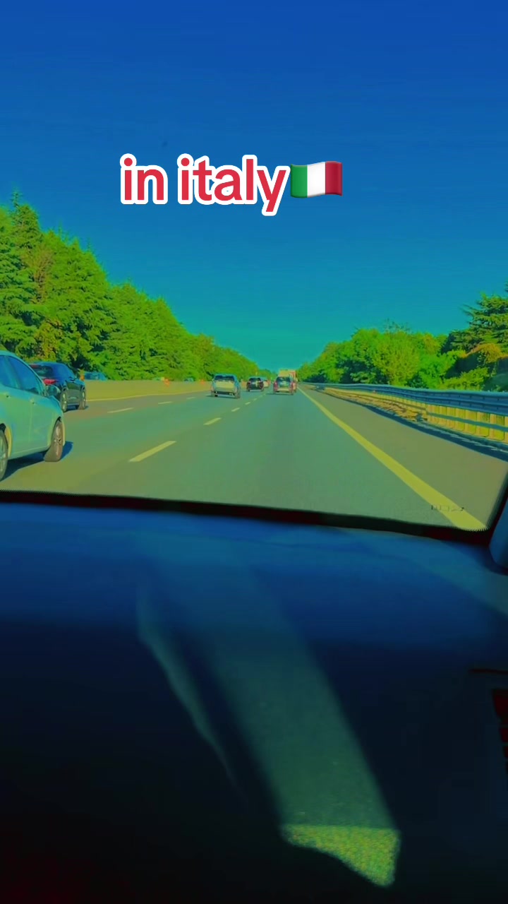 @اٹلی🇮🇹 الہ🇪🇺