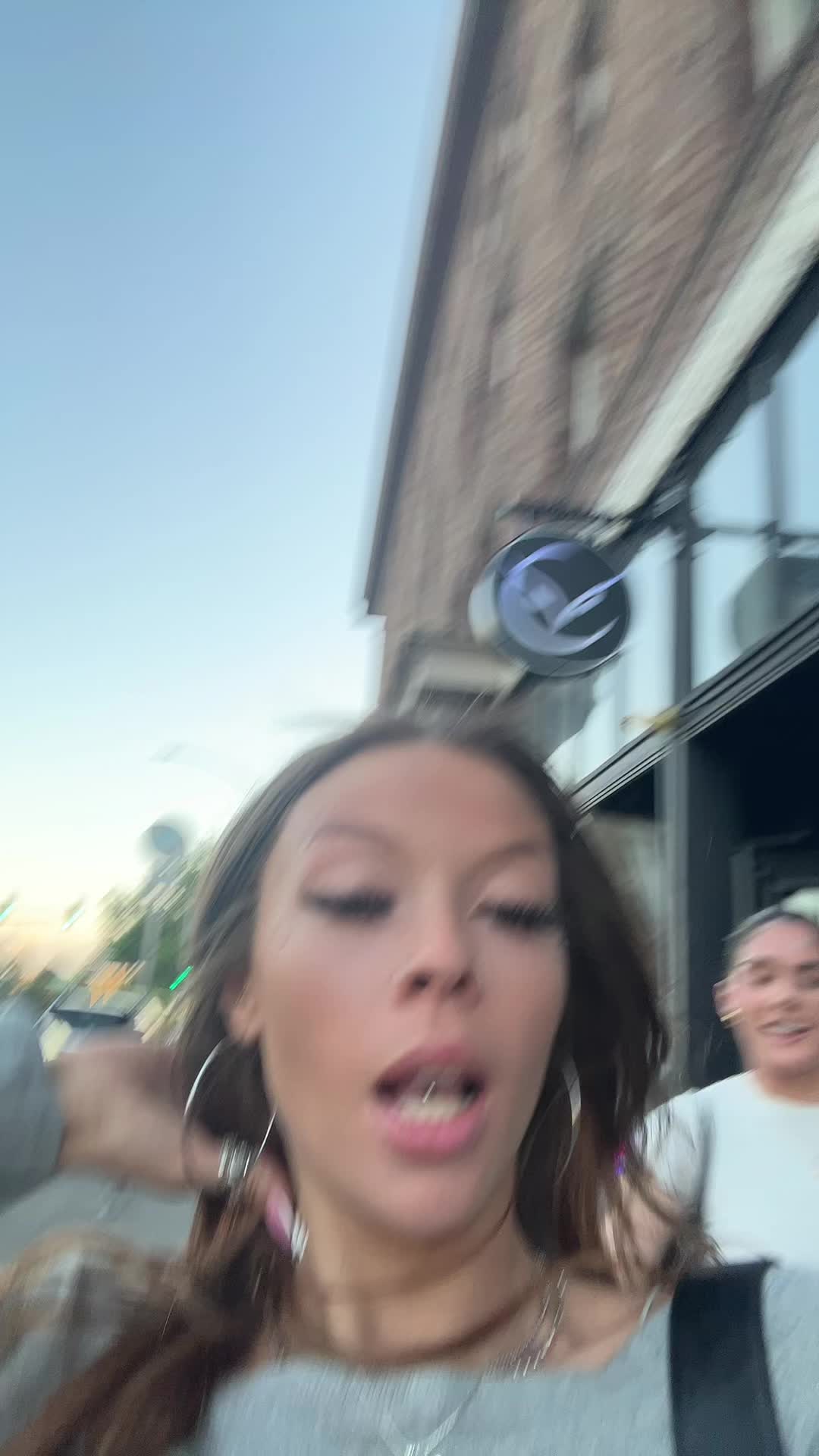 @Weez