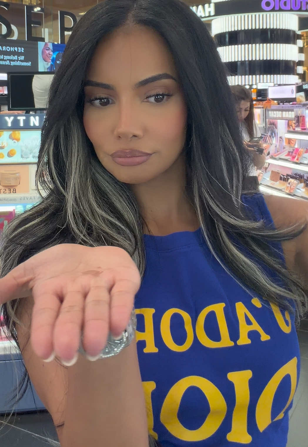 @Sabrina