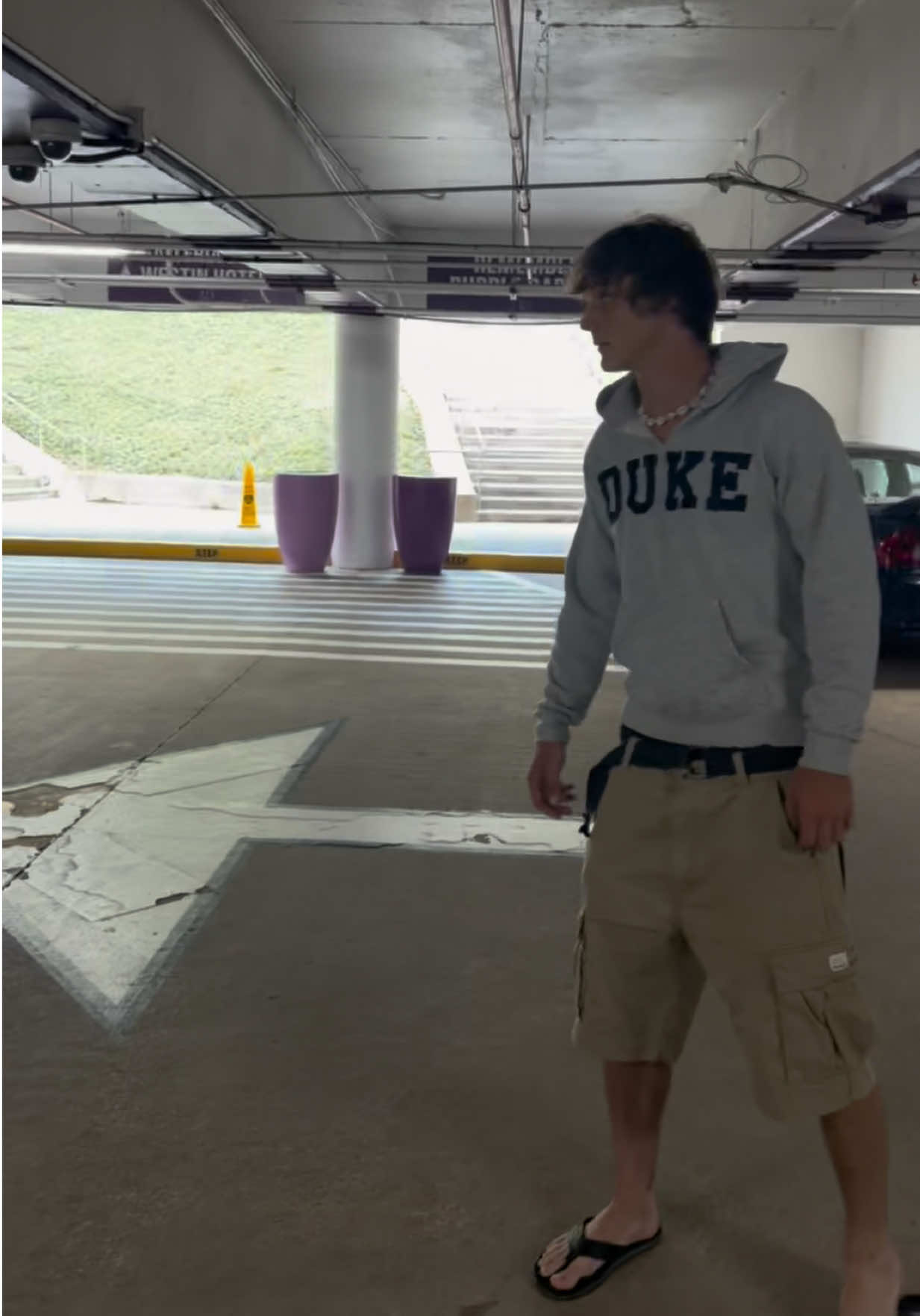 @LT