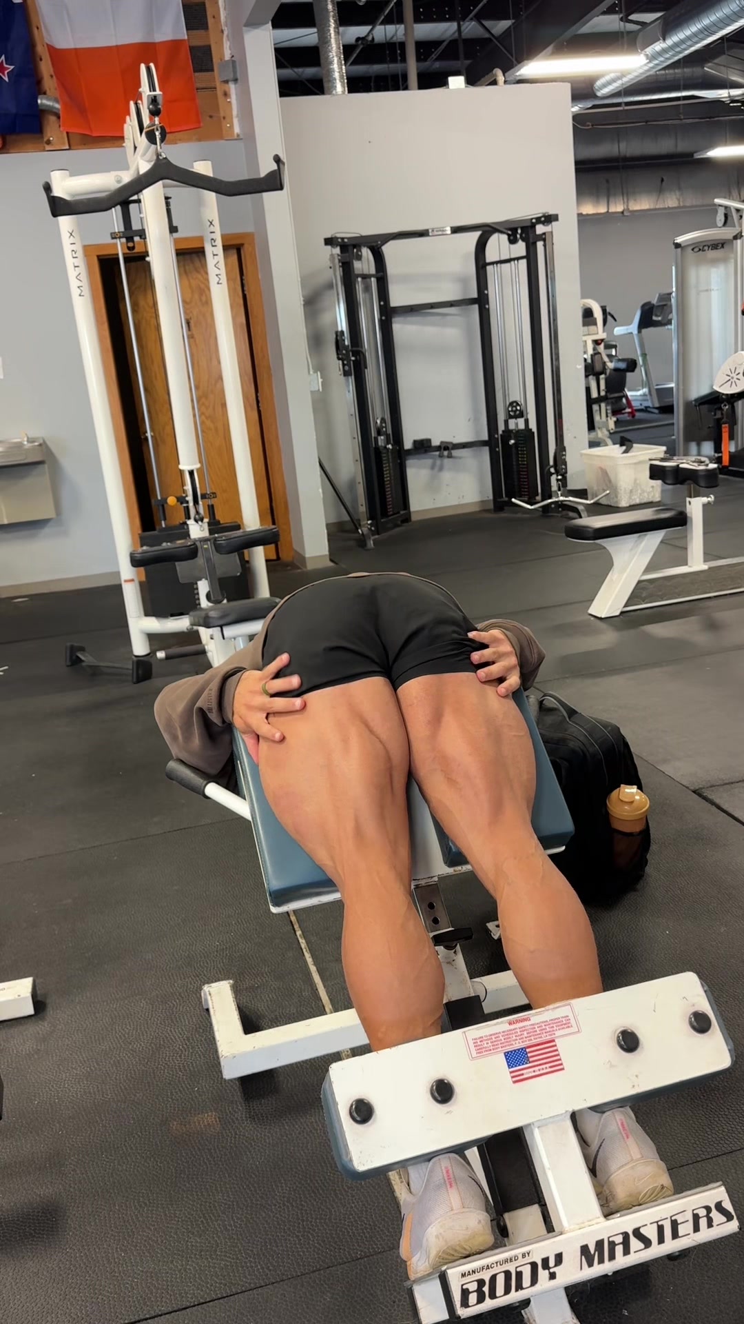 @Alex 🦍