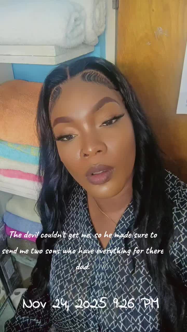 @TheVibezStylistNicole