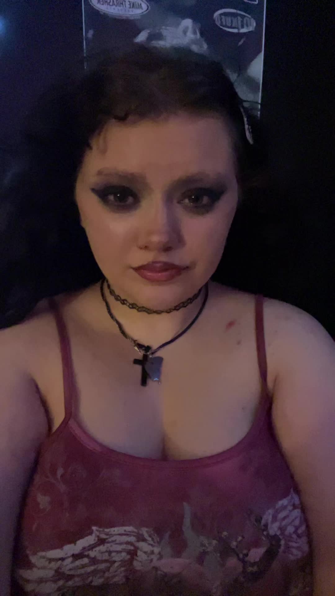 @livingde4dgirl