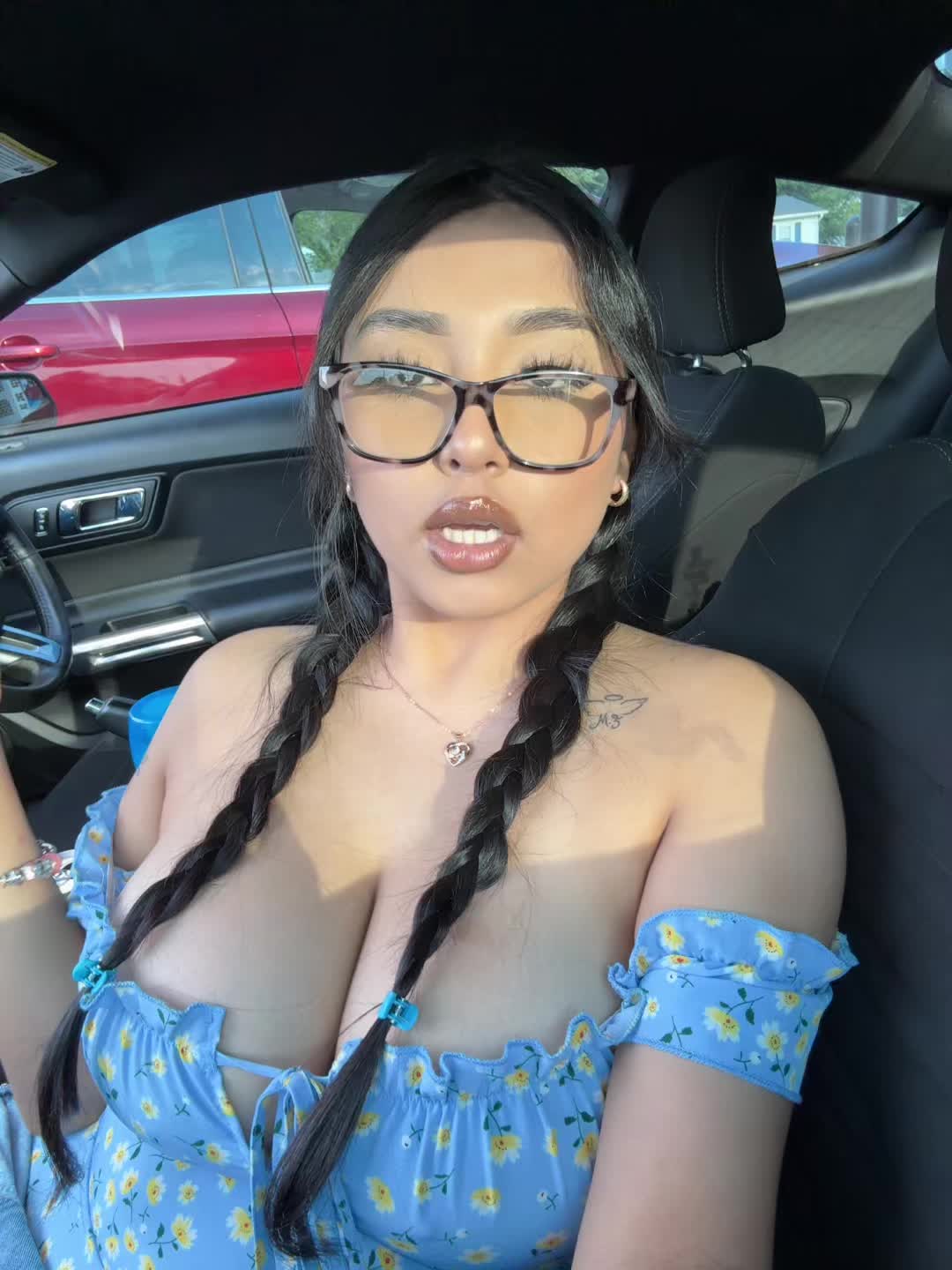 @𝓥