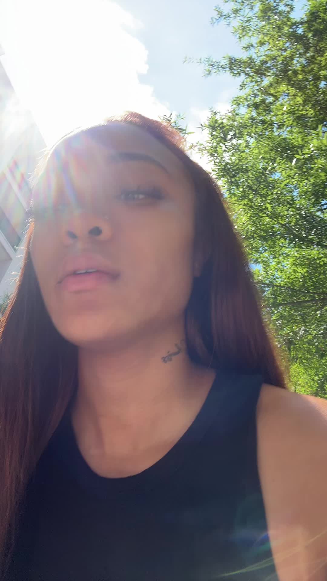@whymanilol