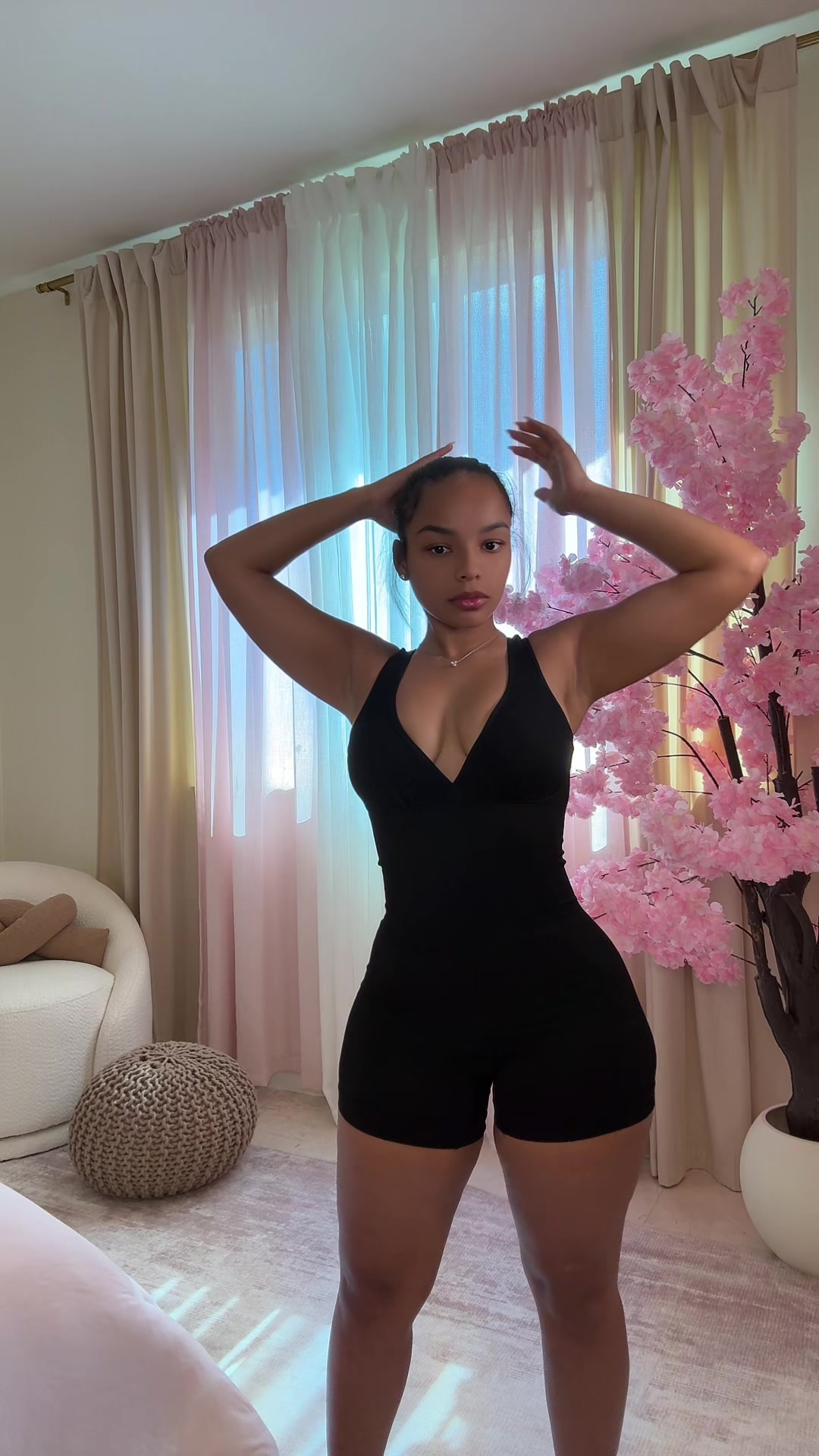 @YT: Aaliyah Enjoli
