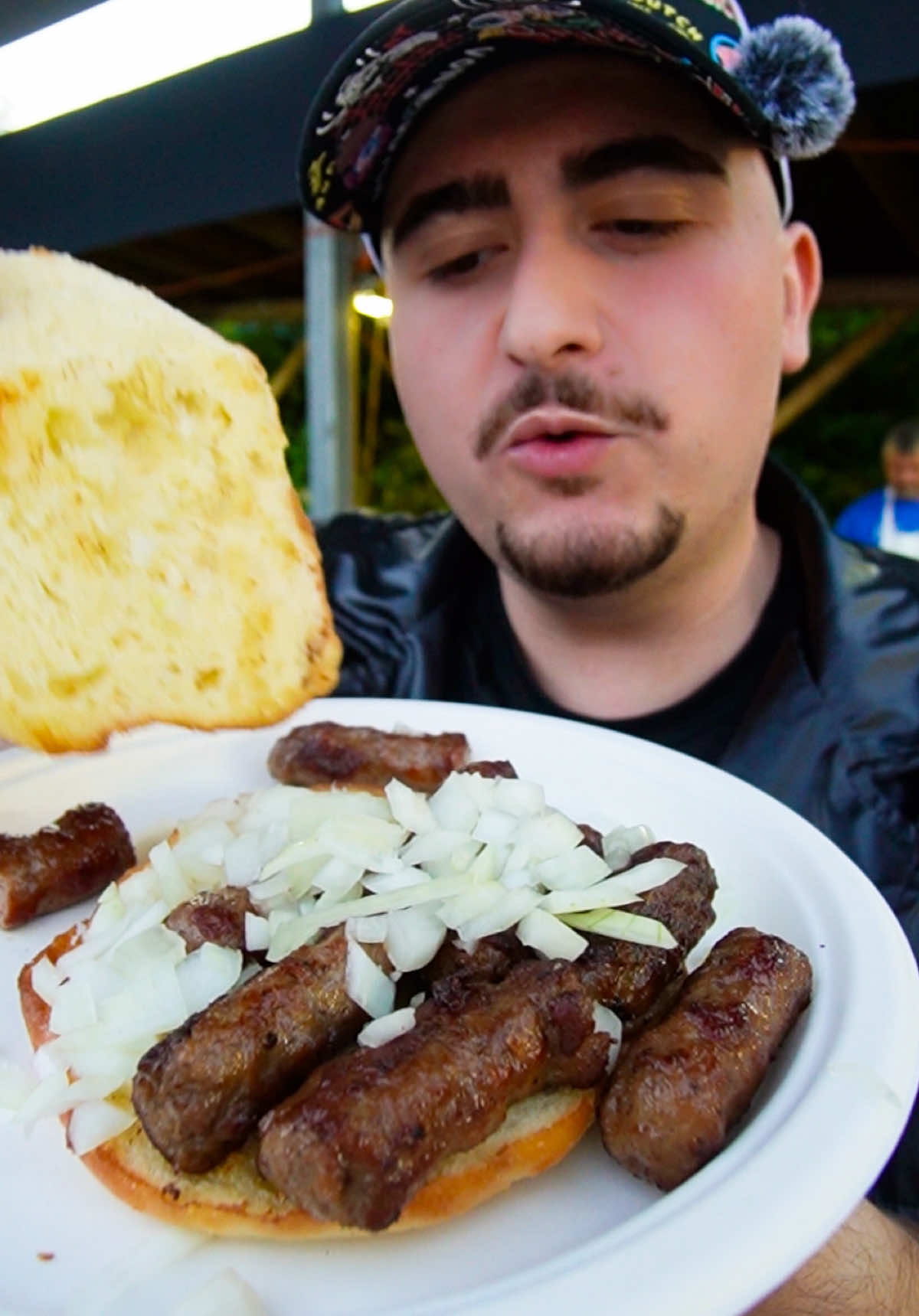 @FoodReviewsNearMe