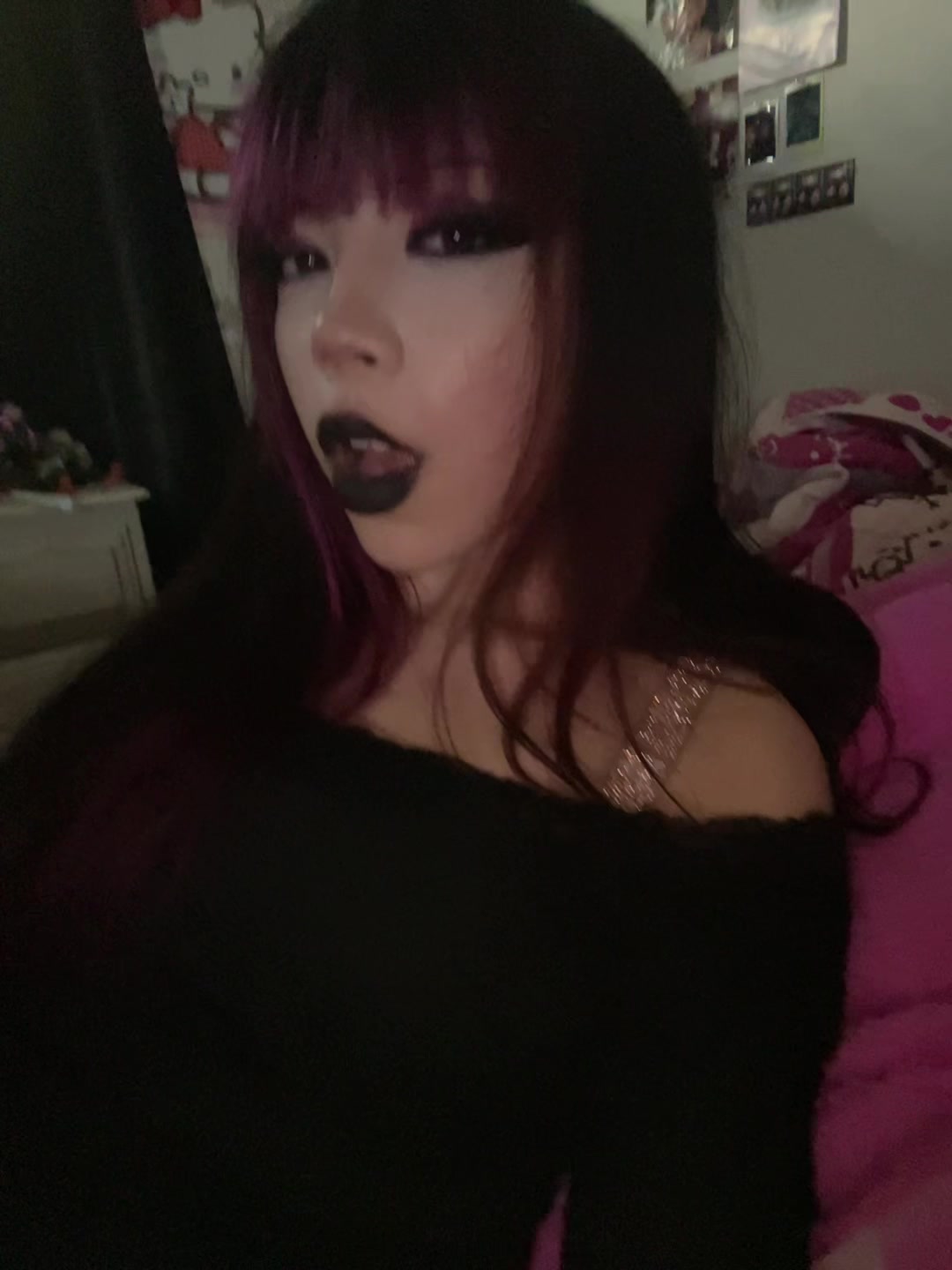 @😇