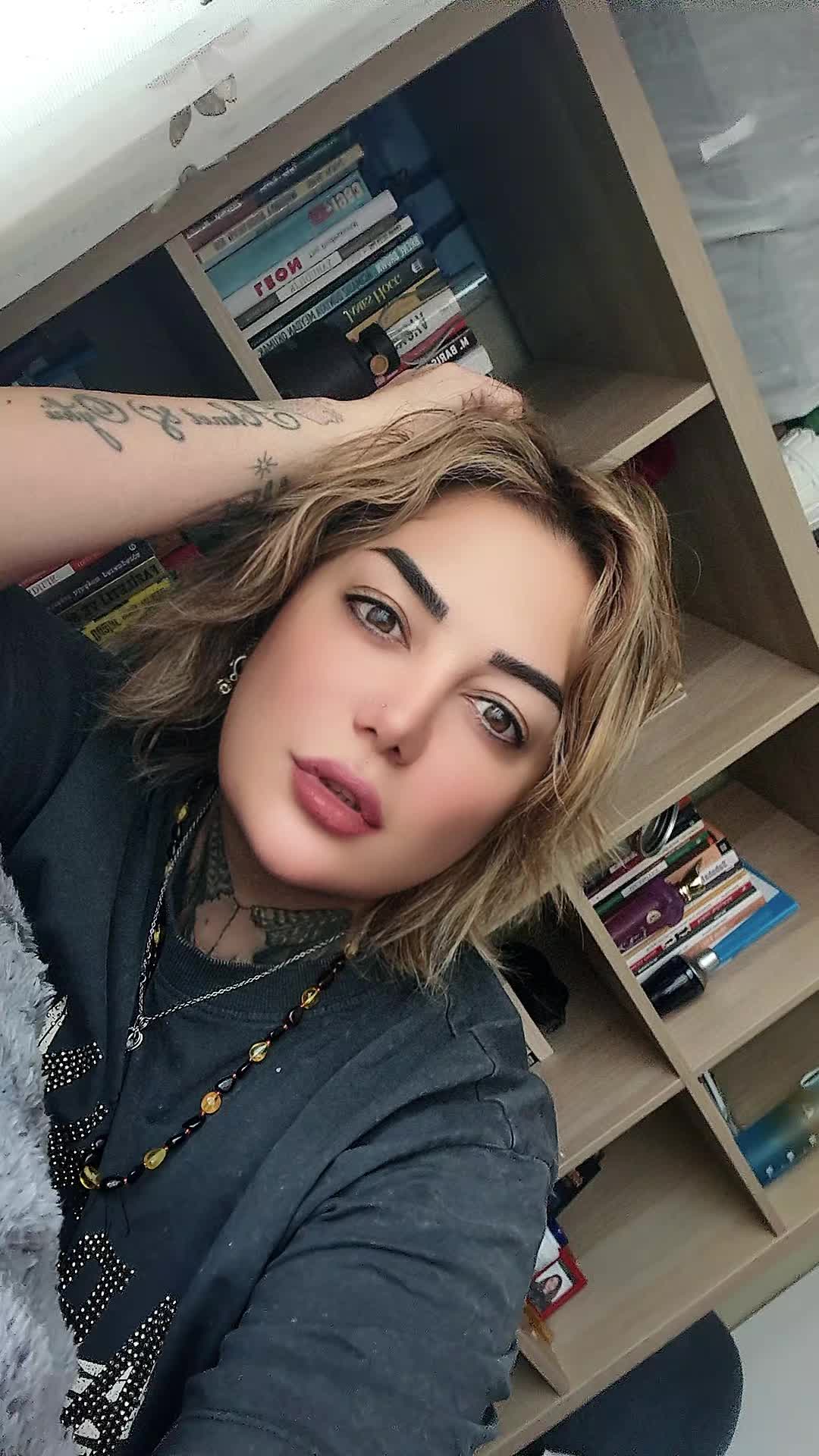 @Eylem