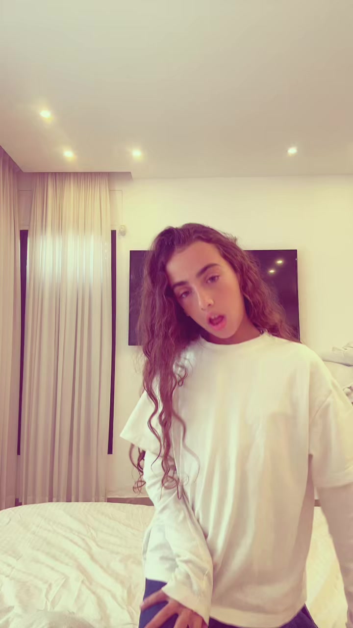 @ימוש מלכת הדור🪬🥥🐚🌊