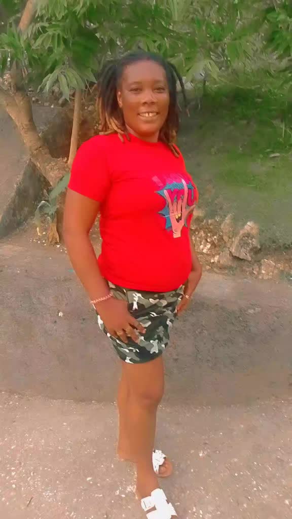 @lolo manman lavi