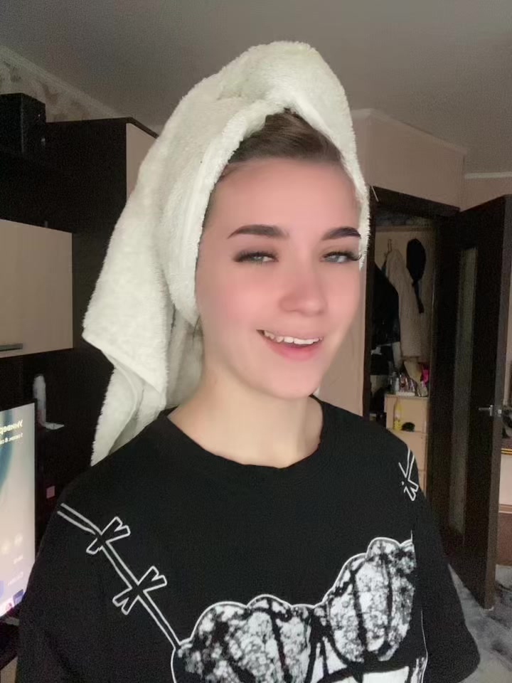@ℙ𝕖𝕒𝕔𝕙𝕖𝕤🍑
