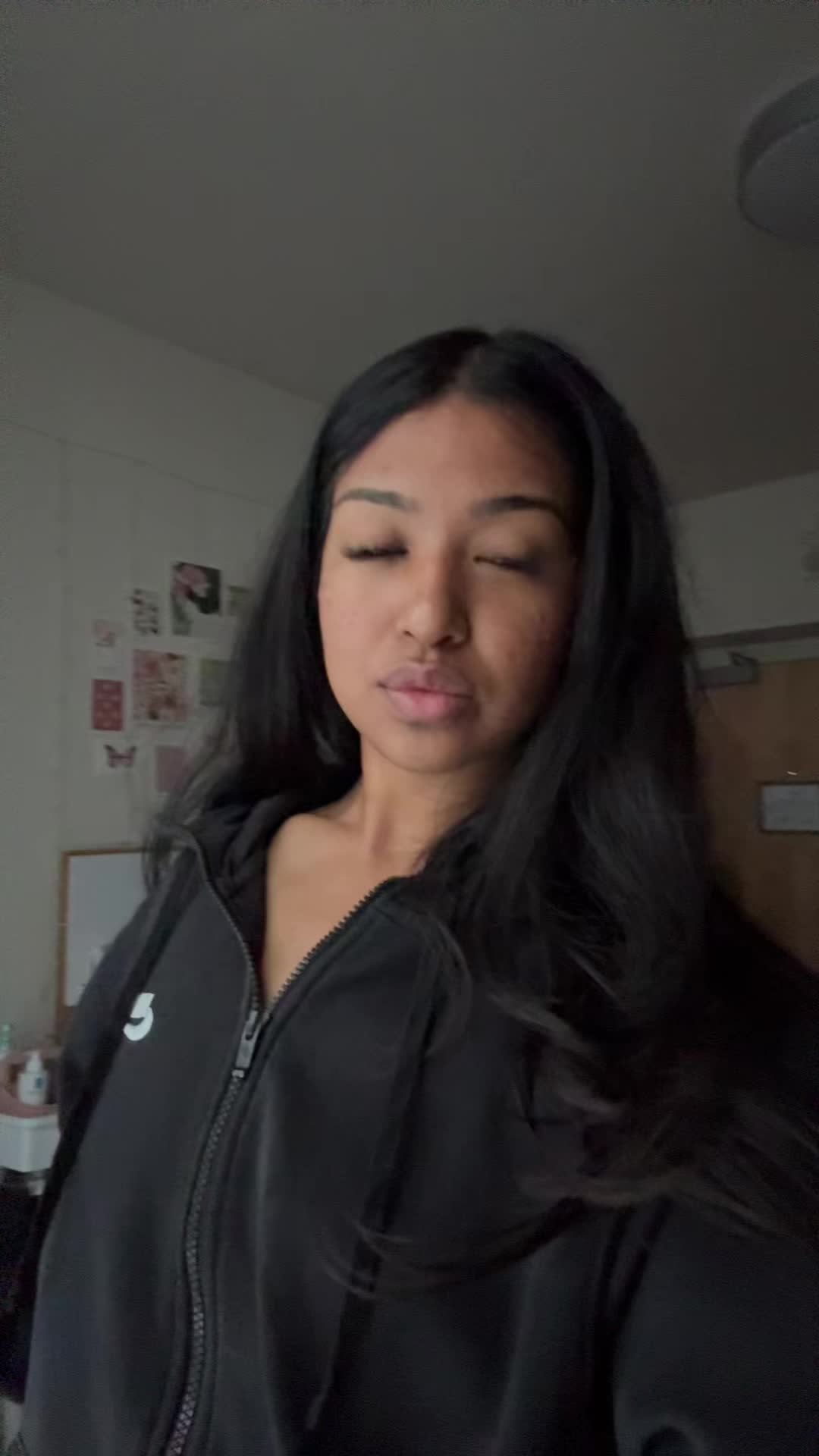 @Largefeet