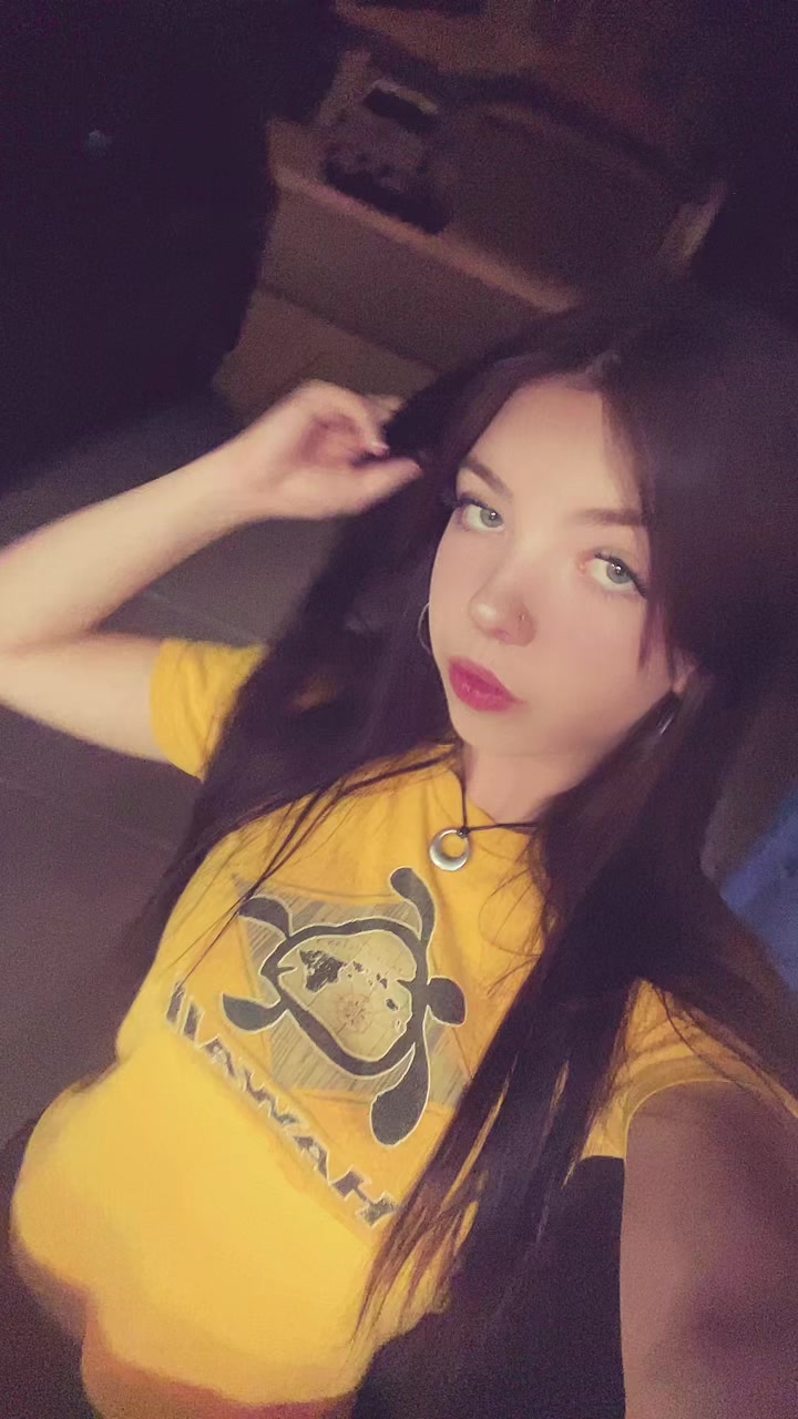 @✮