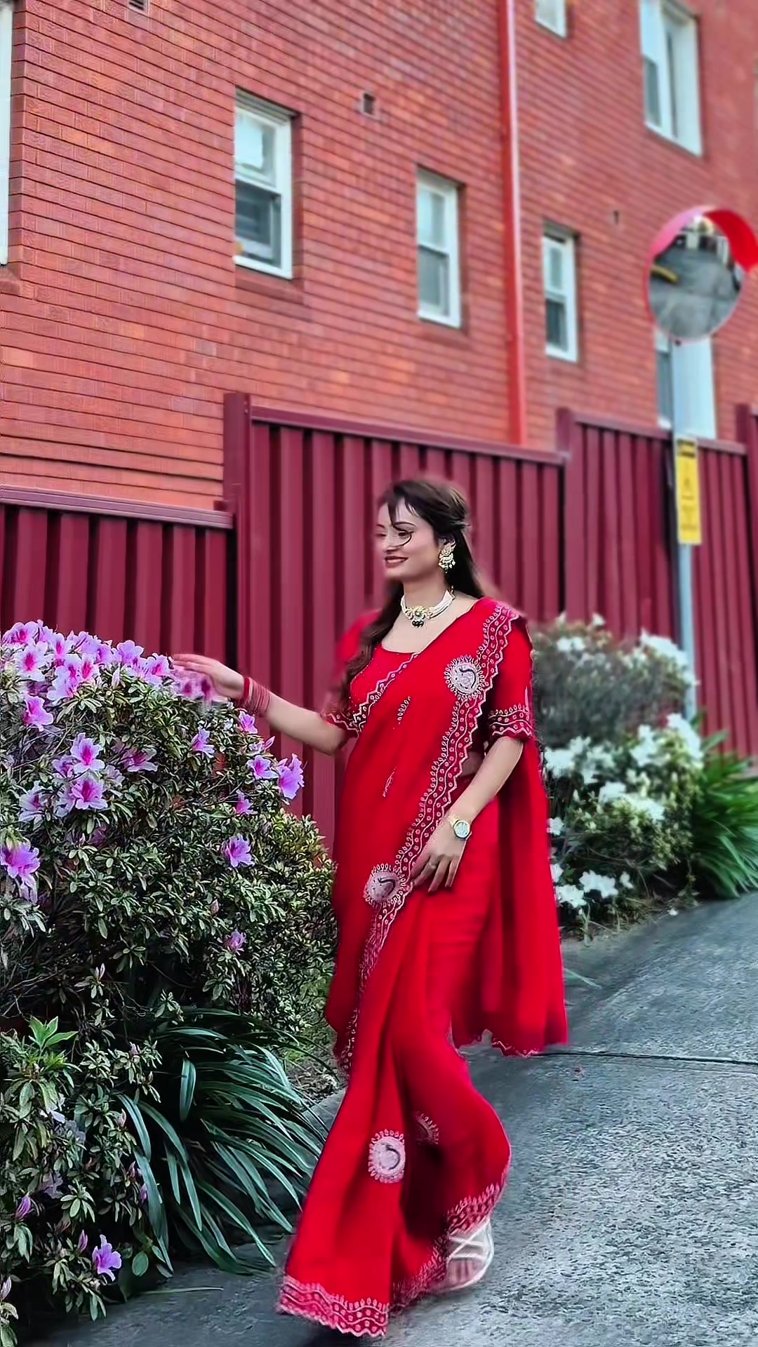 @CaaZol_YaDav✨
