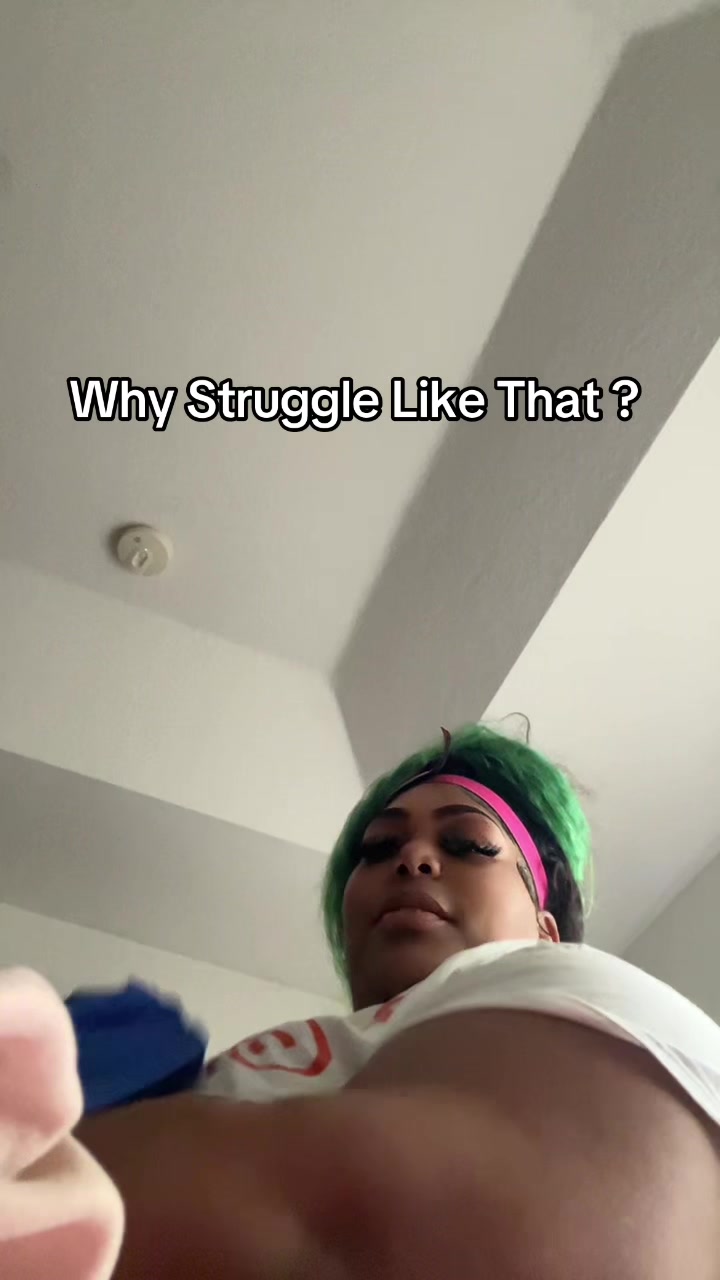 @Leshaa ColorWigz