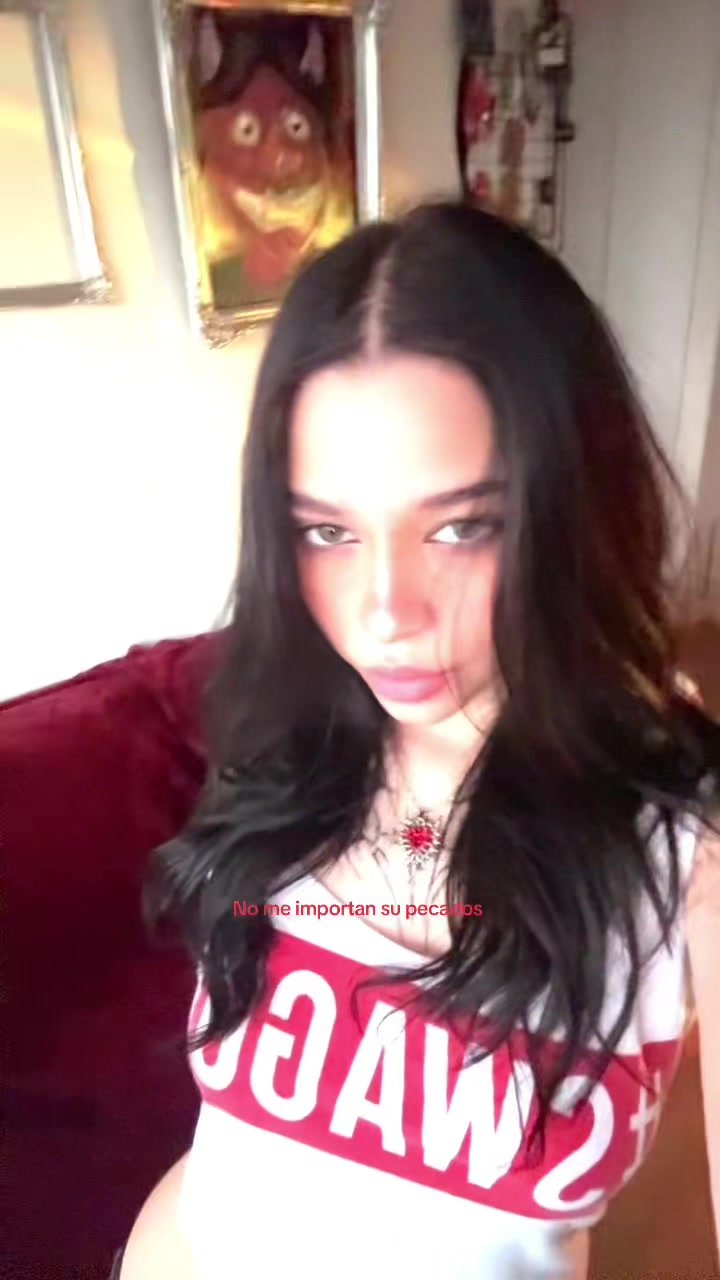 @Azura