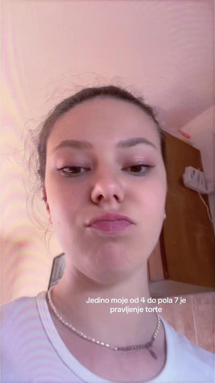 @ona kovrdzava