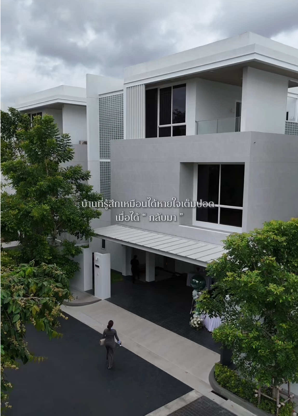 @EastBlue Real Estate