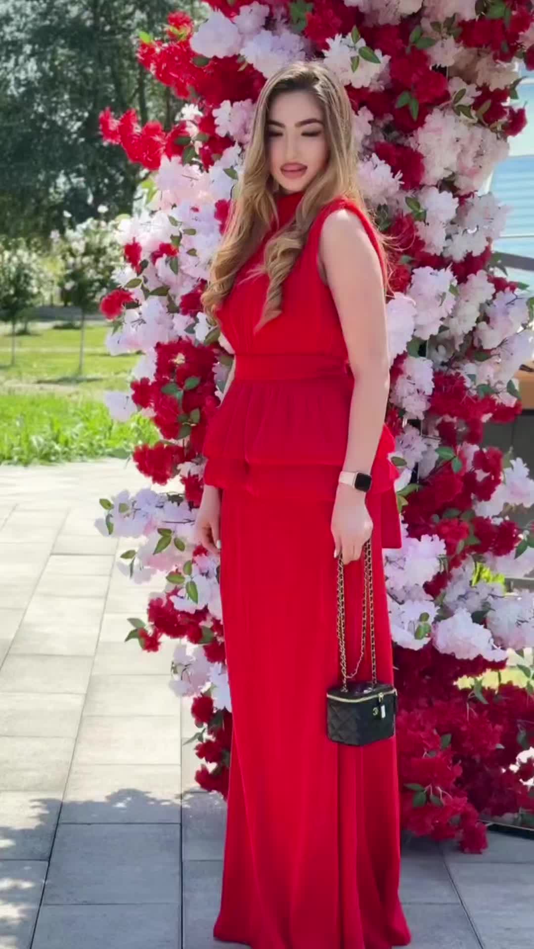 @Laurel _Dress
