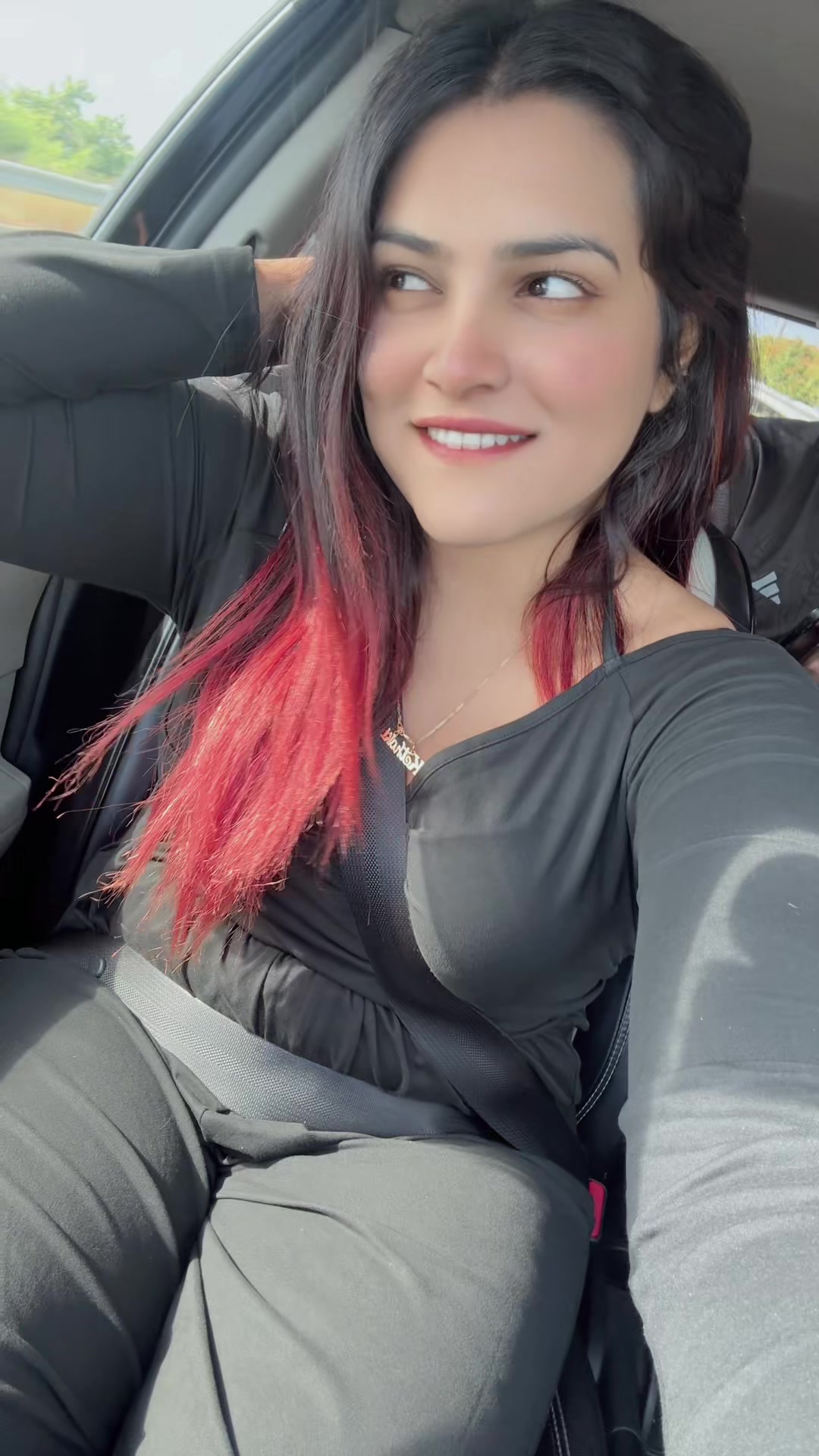@kethakiiiii