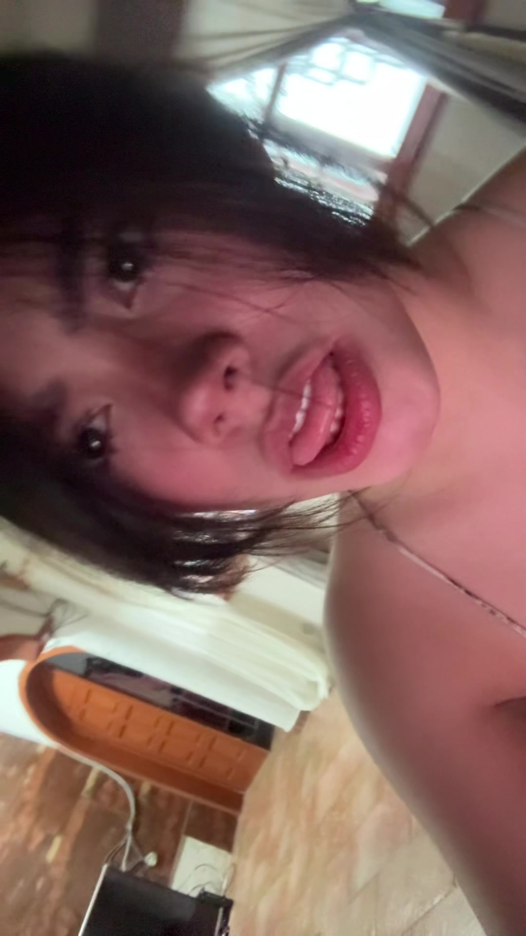 @isabellazoeyc