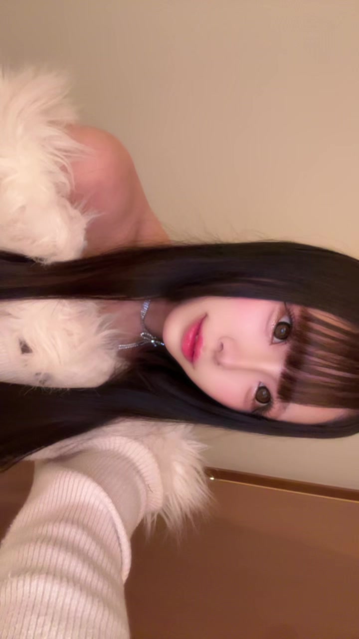 @なな