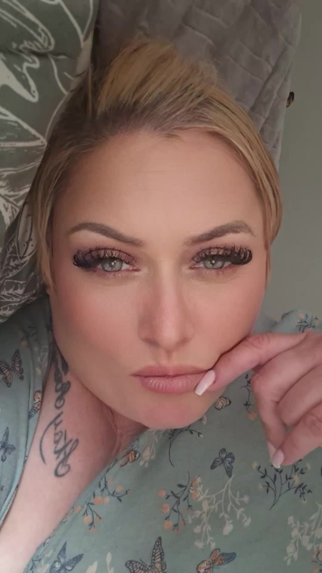 @Nicci