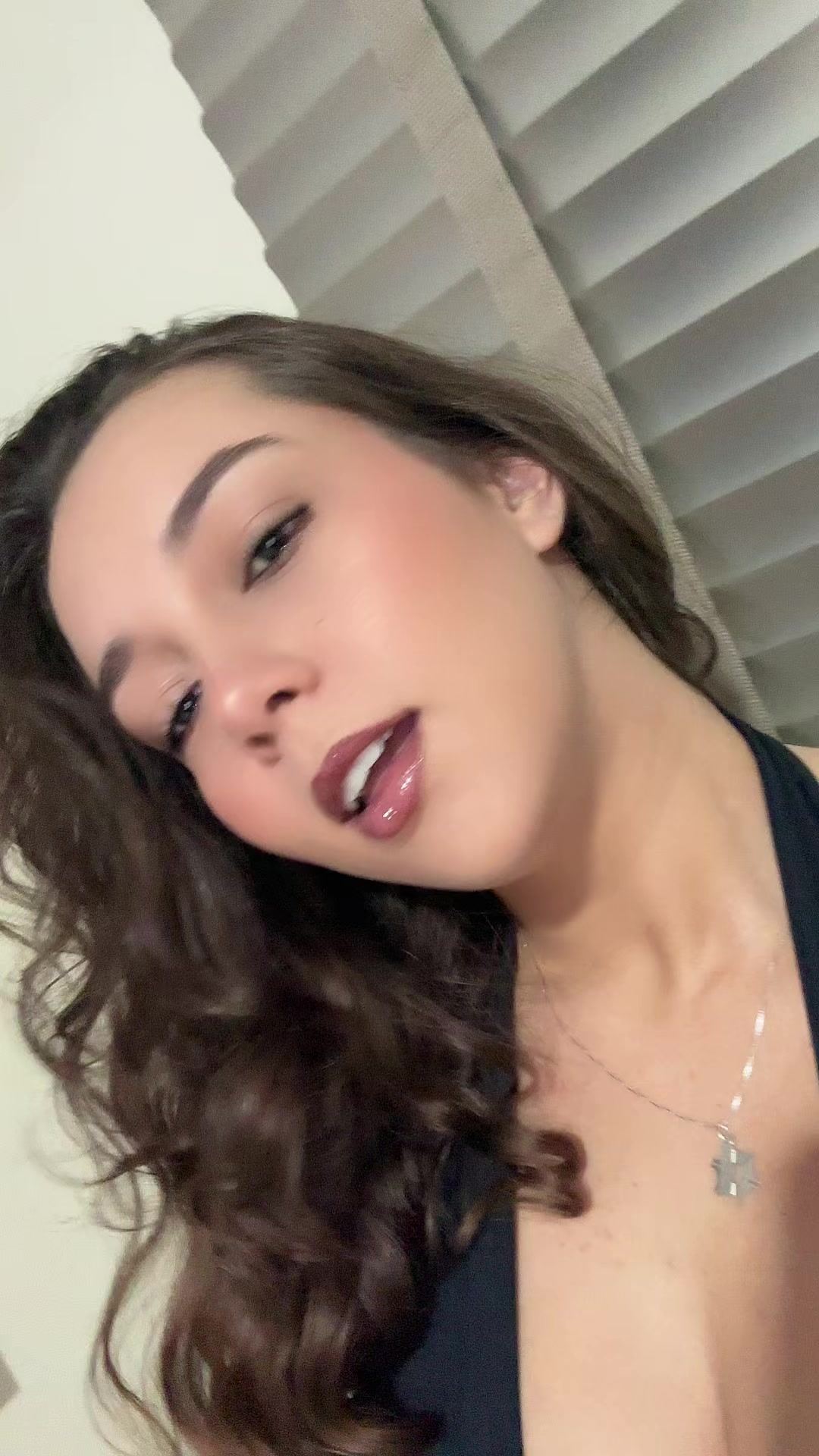 @Isabella