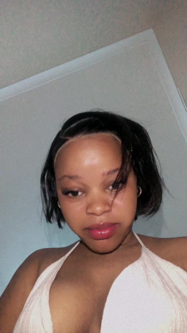 @MphoMokoena