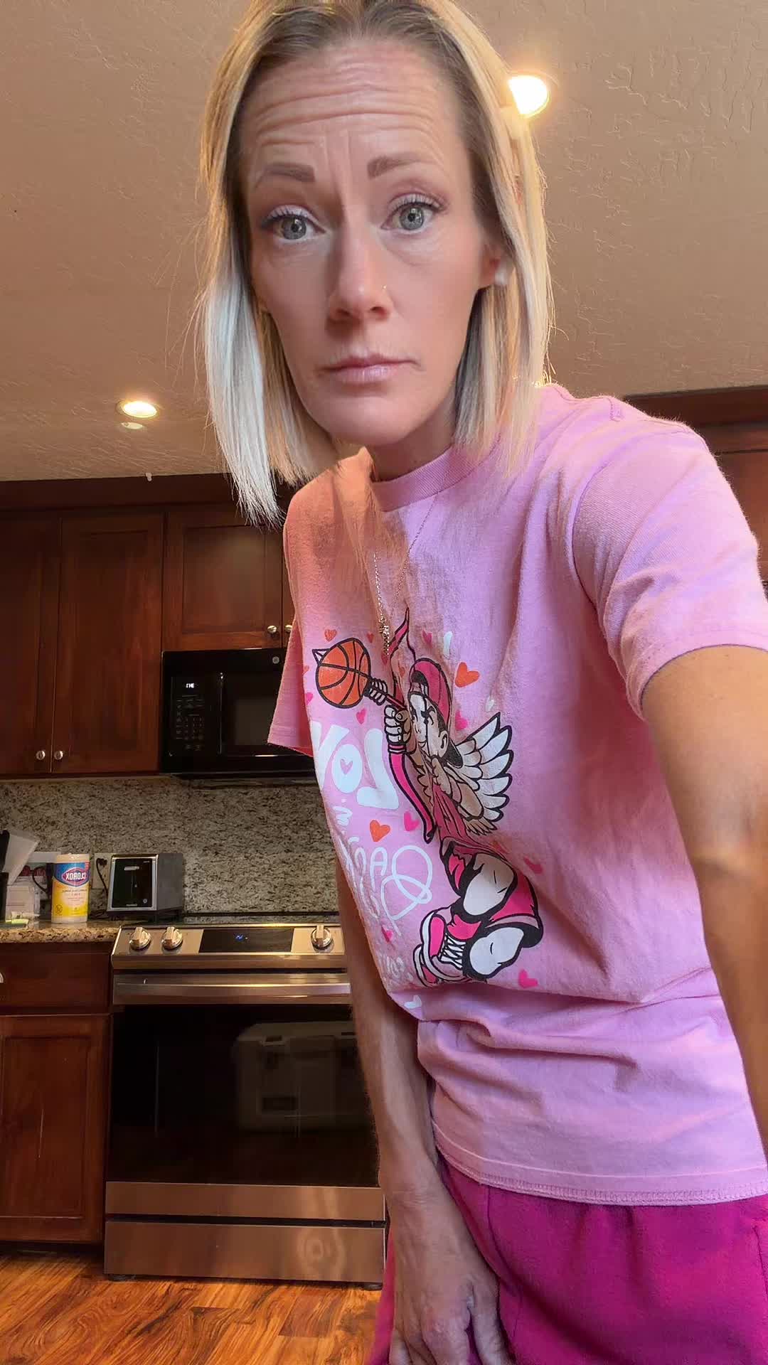 @BlondeBitch