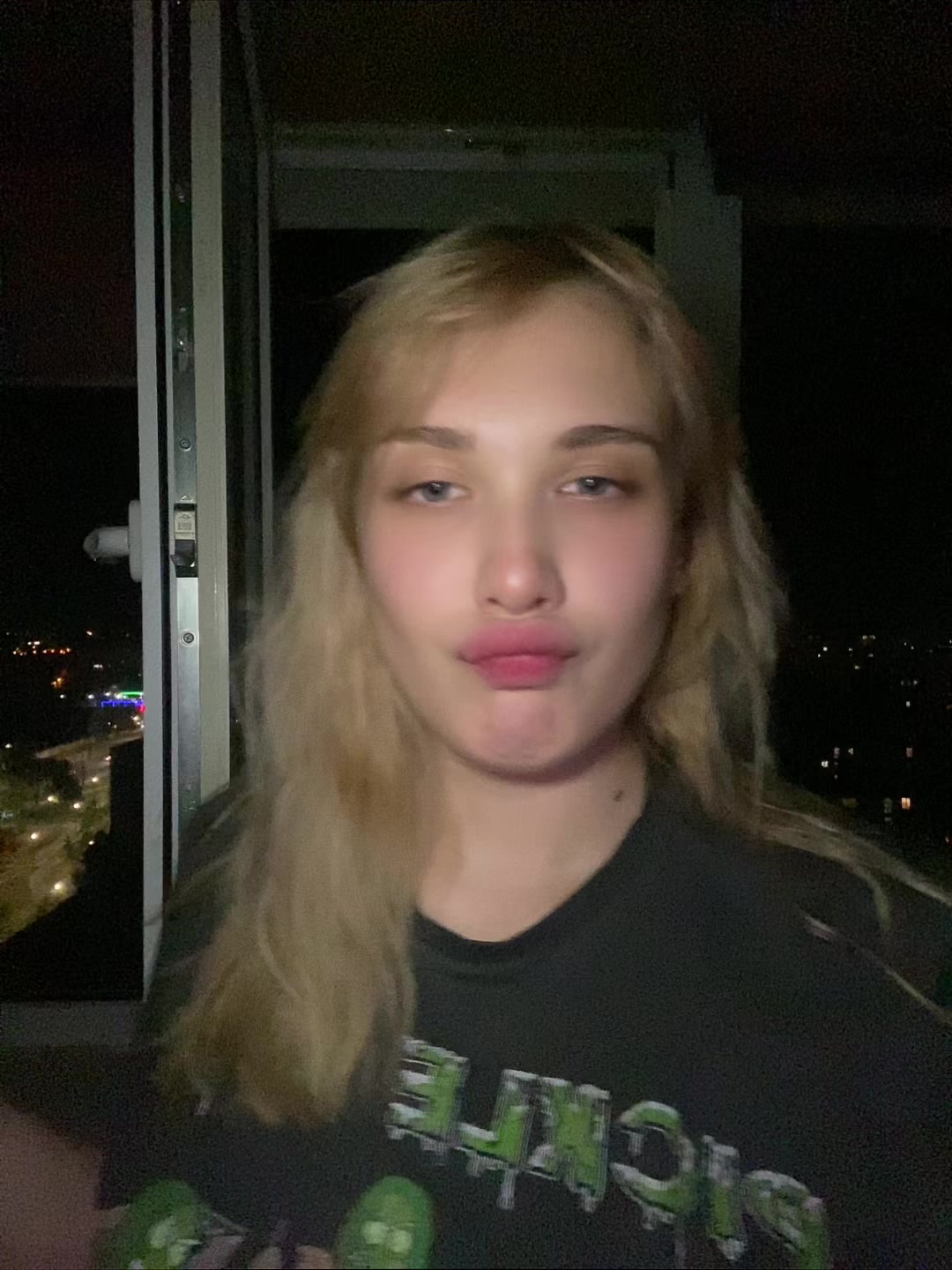 @🛒>TheRealMilena