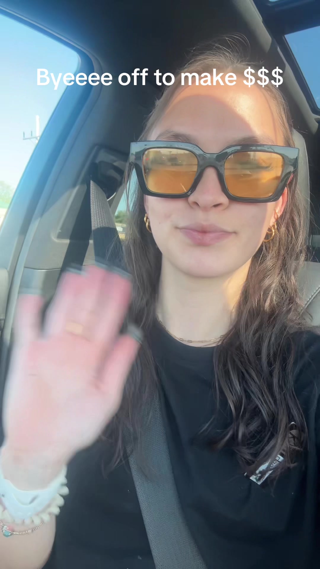 @lucyupnow