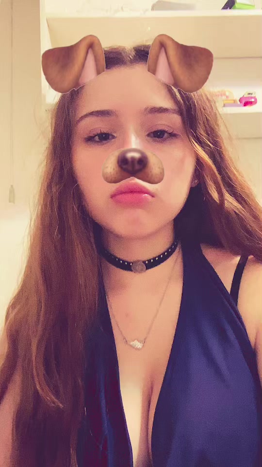 @🐩