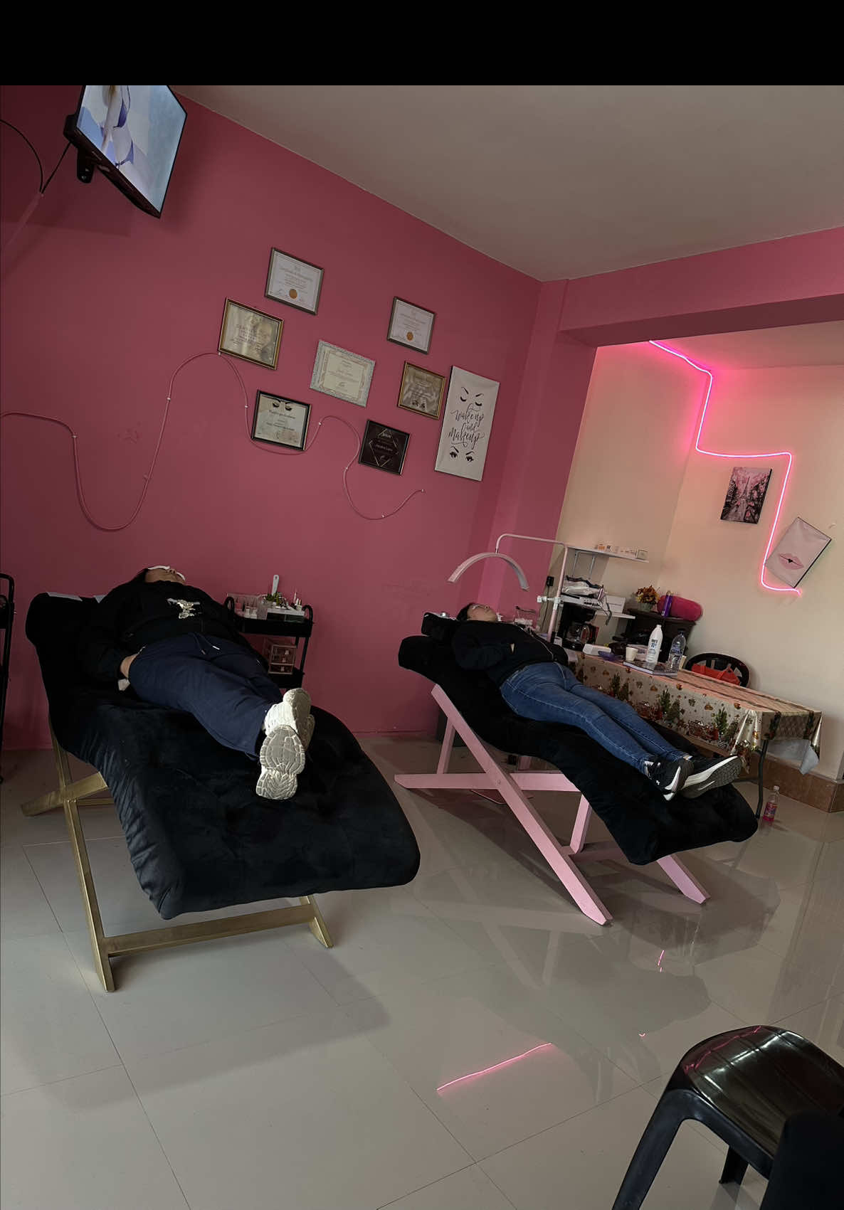 @Camyis Studio