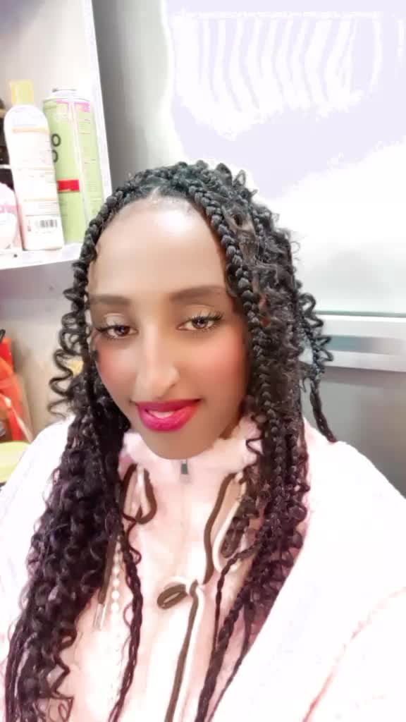 @tsiya