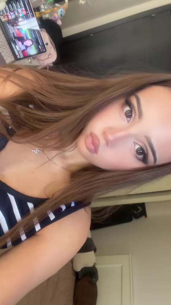 @Angliw5
