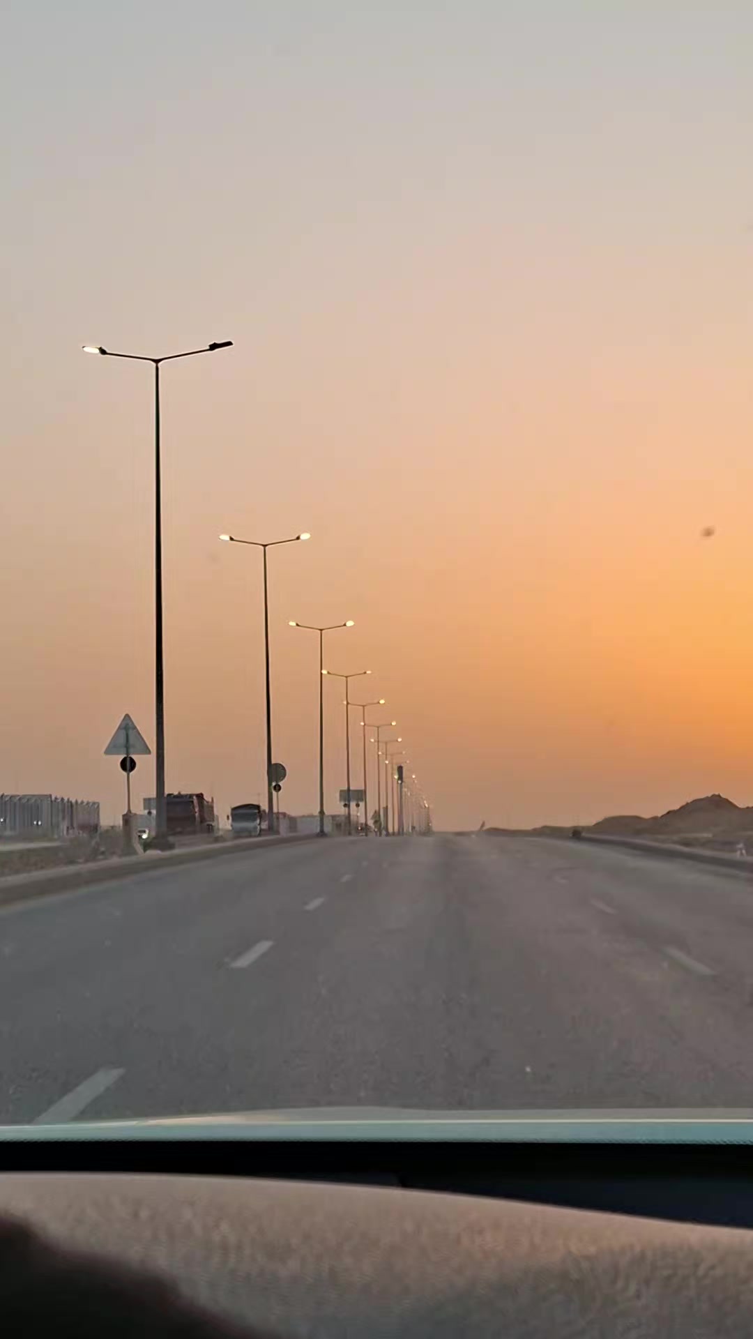 @٢١ 🚩