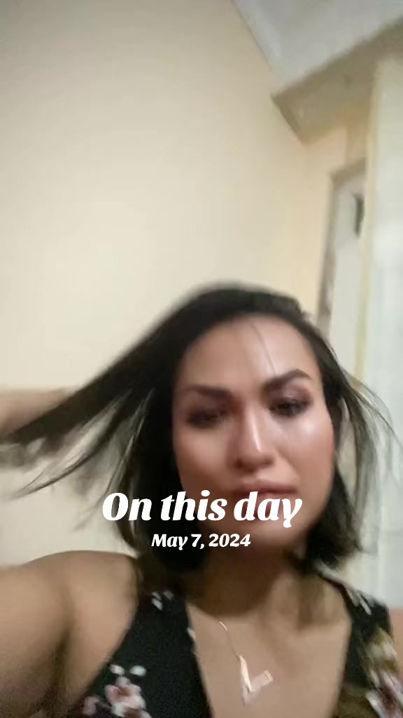 @Nika Yuni 🌹