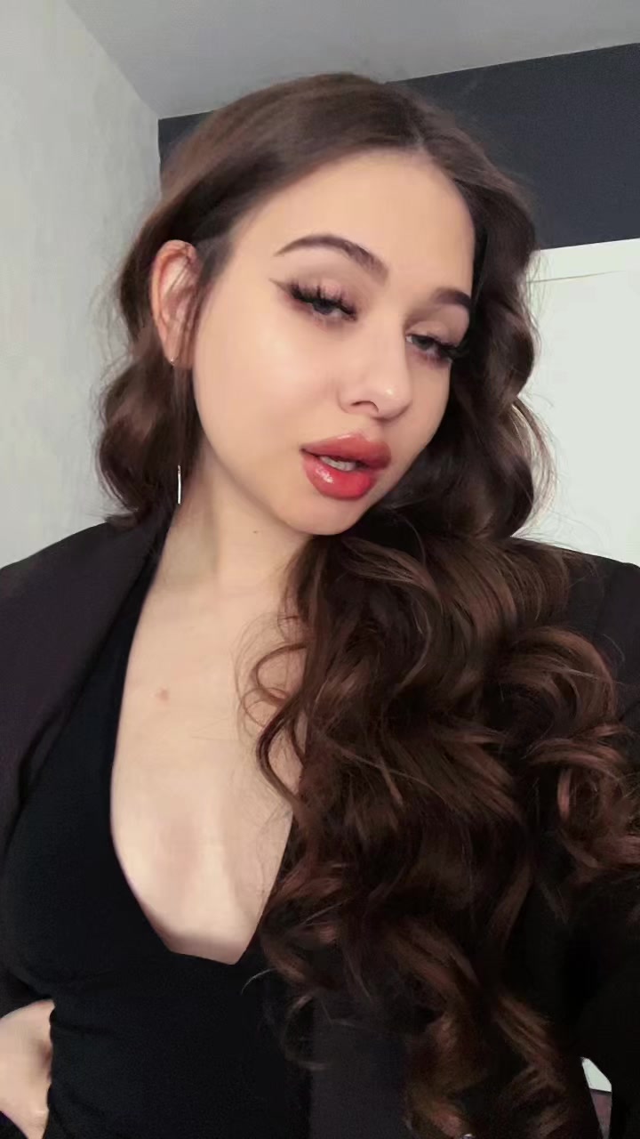 @𝓢.🧿