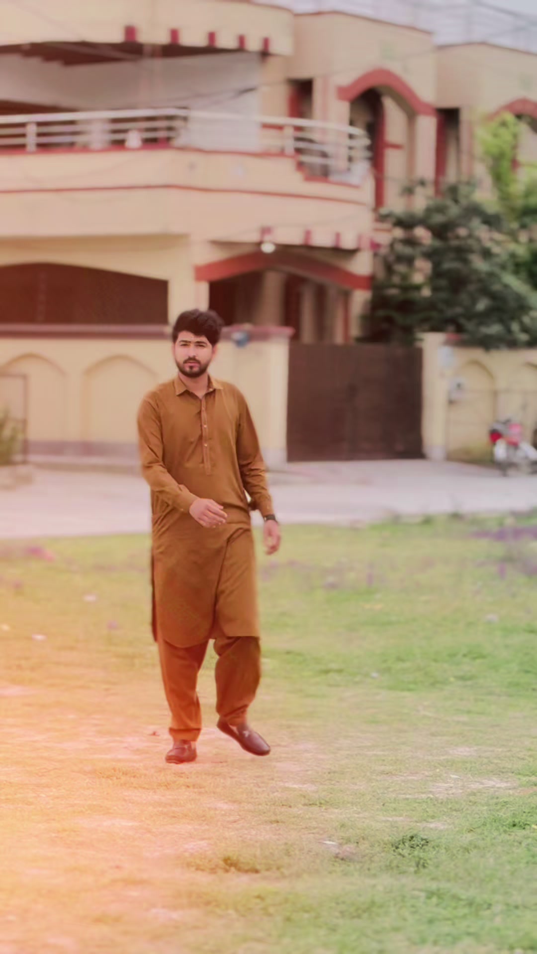 @Gulahmad09