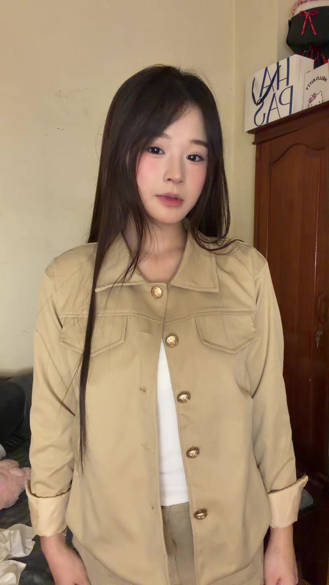 @Uni