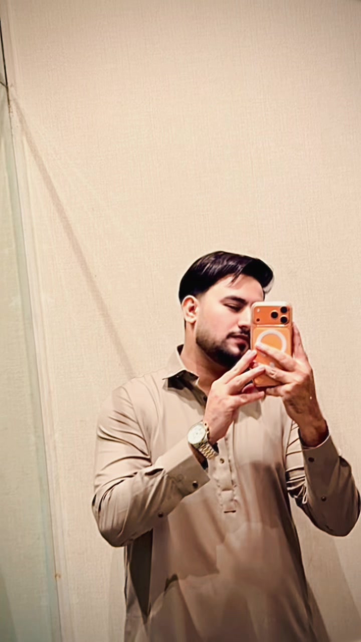 @SALMAN_D&agrave;Zzy🫴🇨🇦🇵🇰