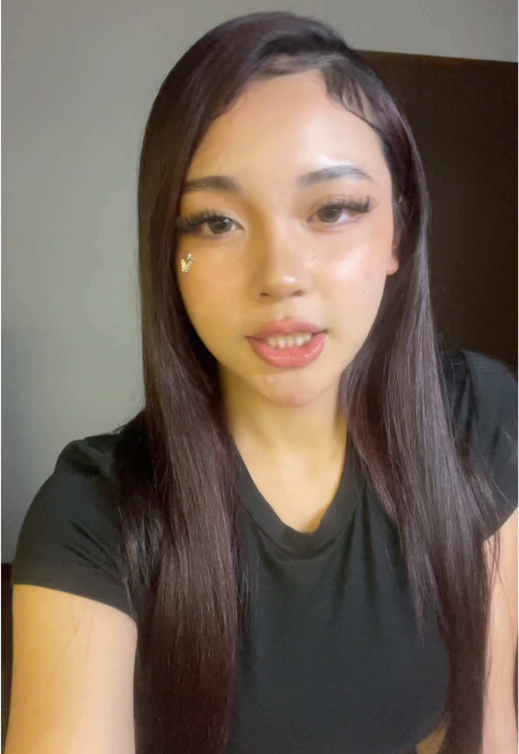 @︎