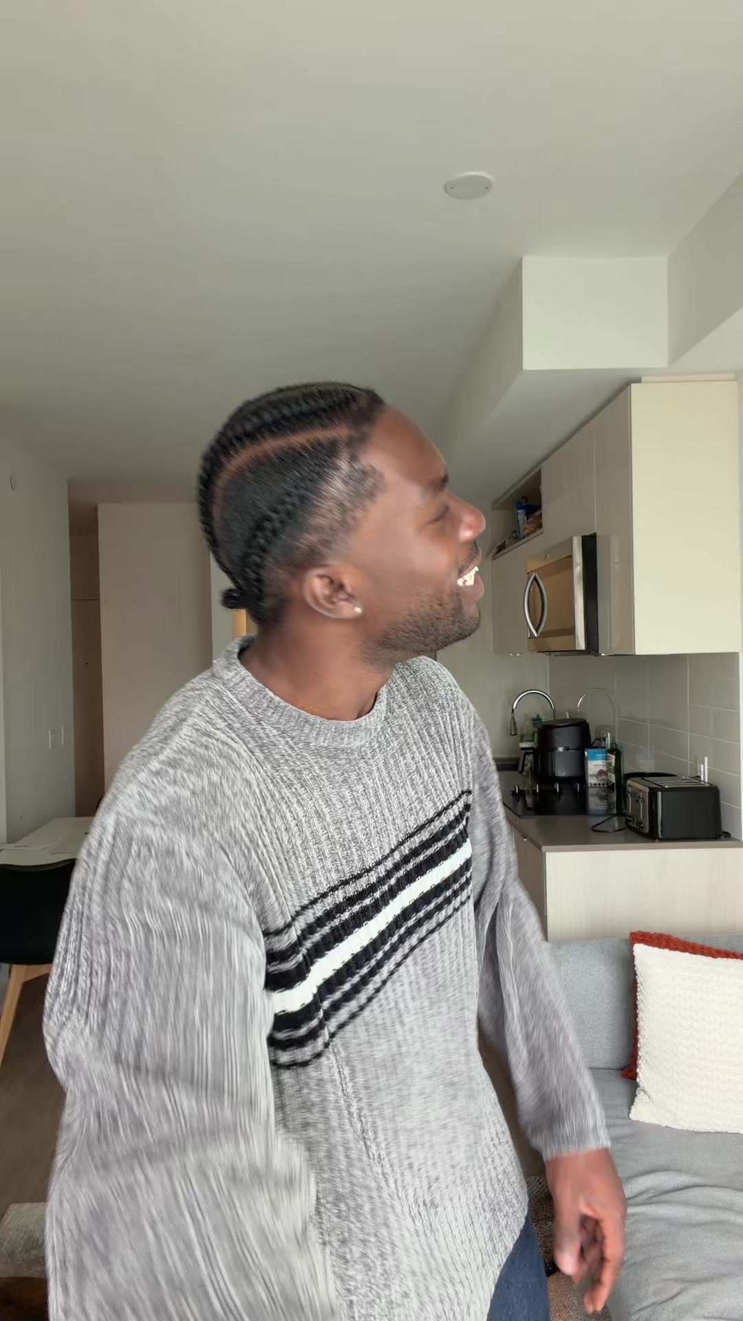 @james.esemu