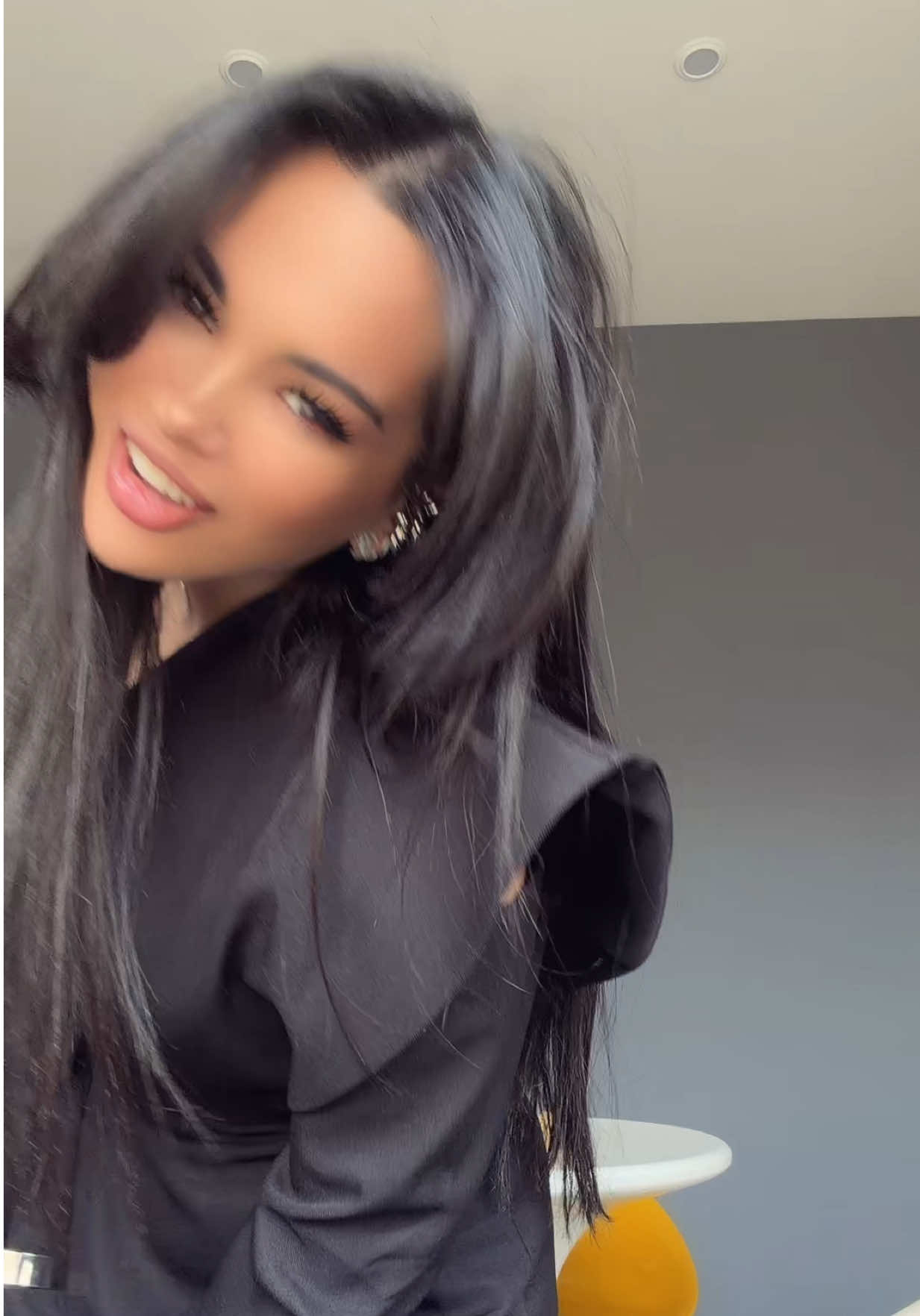 @Iza__Bell_
