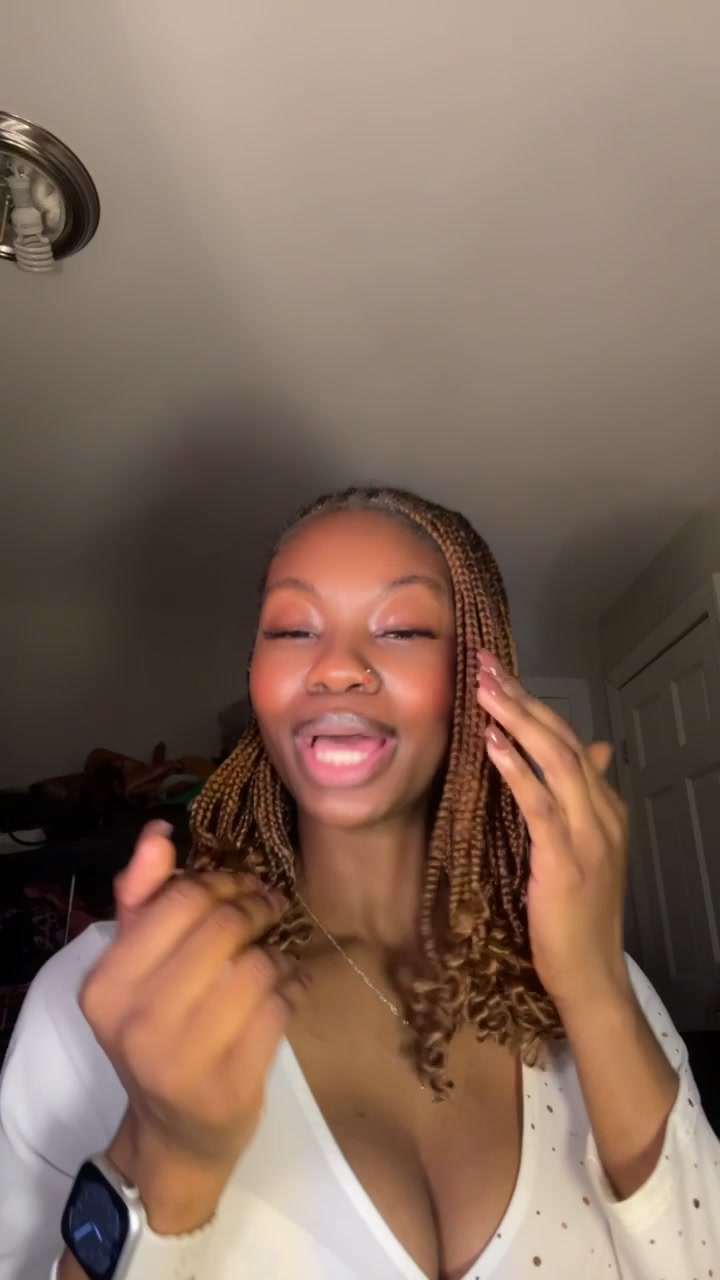 @💎 Nia 💎